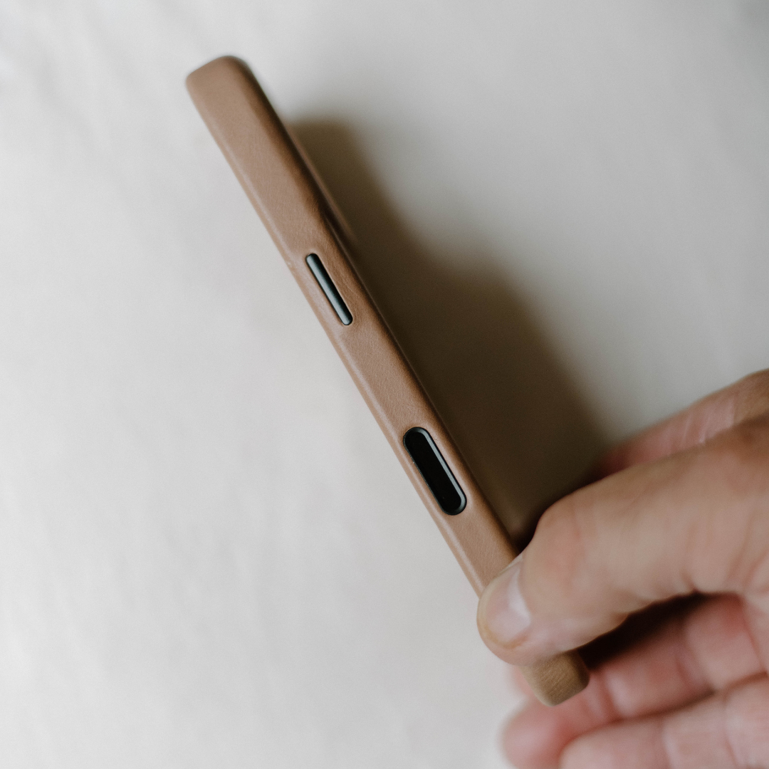 The Minimalist Case - DUNE by Bullstrap