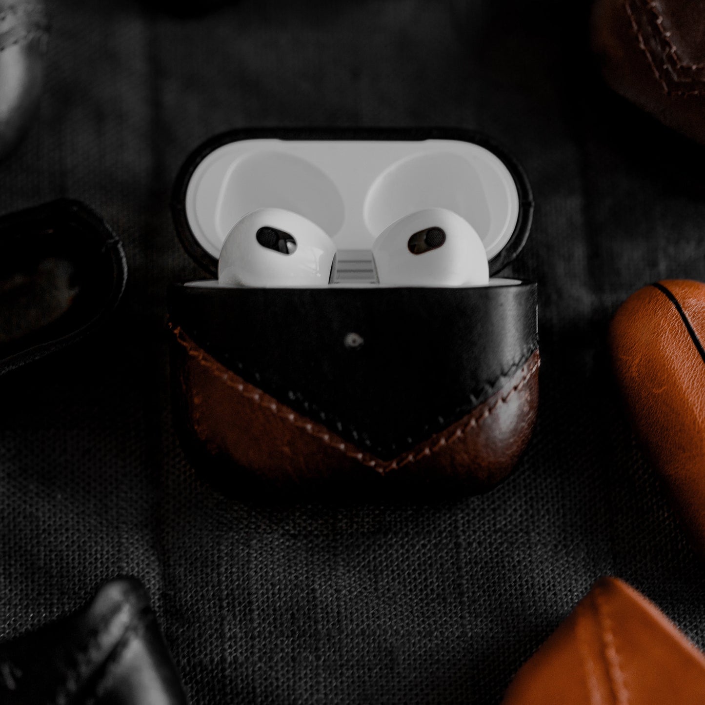 Leather AirPods Cases - TERRA by Bullstrap