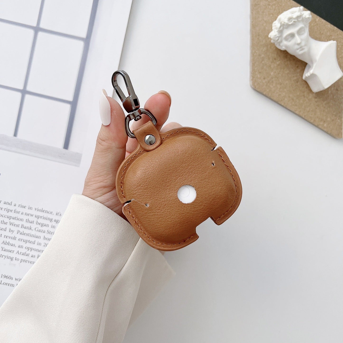 Airpod Leather Case (3rd Generation) - Threaded Pear